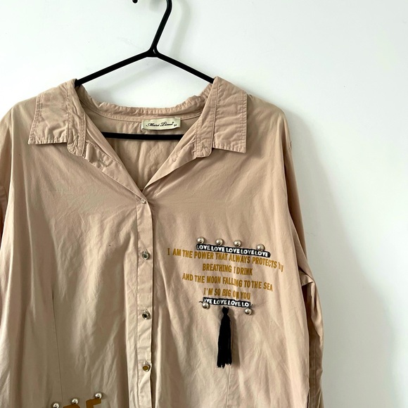 Shirt Dress Nude Beige with Text Rhinestones size M/L - Picture 2 of 4